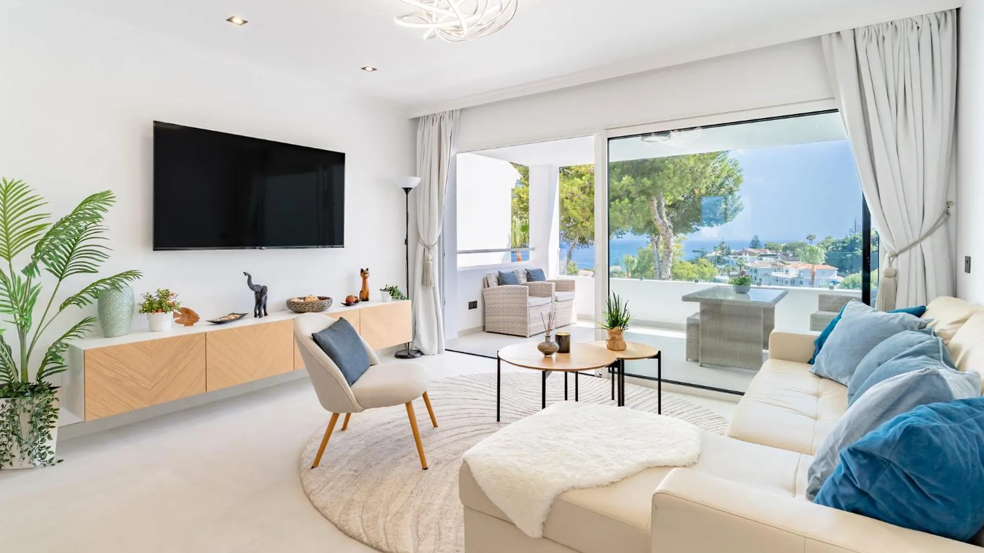 Luxury Seaview Miraflores Penthouse Málaga